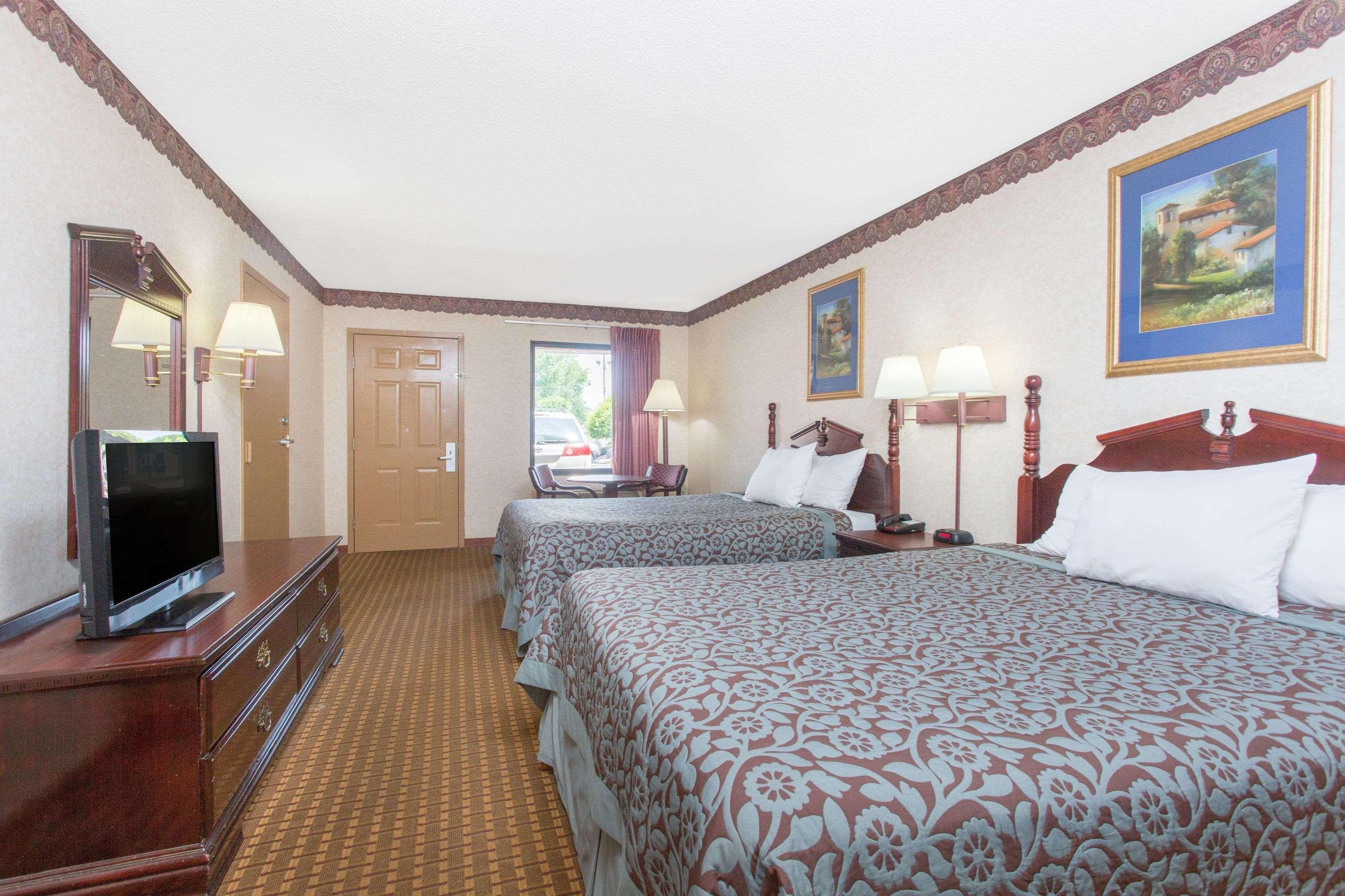 Days Inn By Wyndham Thomaston Eksteriør bilde
